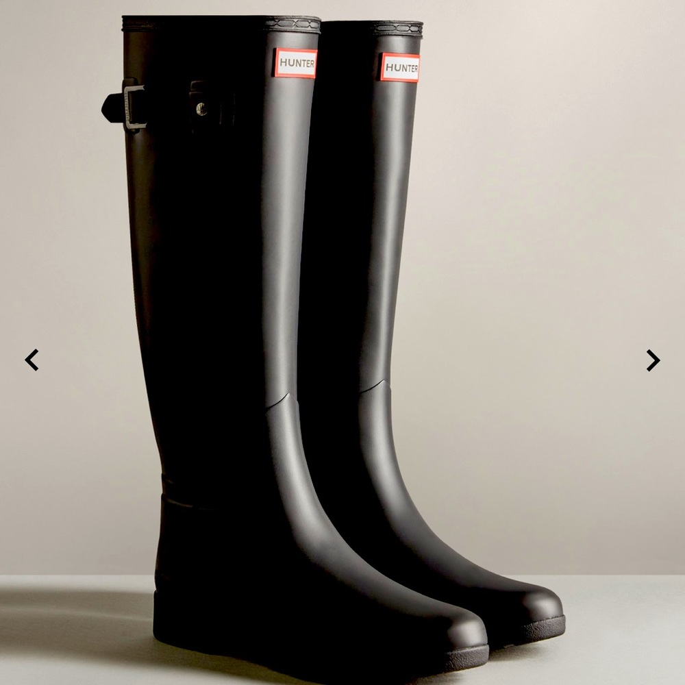 Hunter Tall Rainboots Size 8 Black